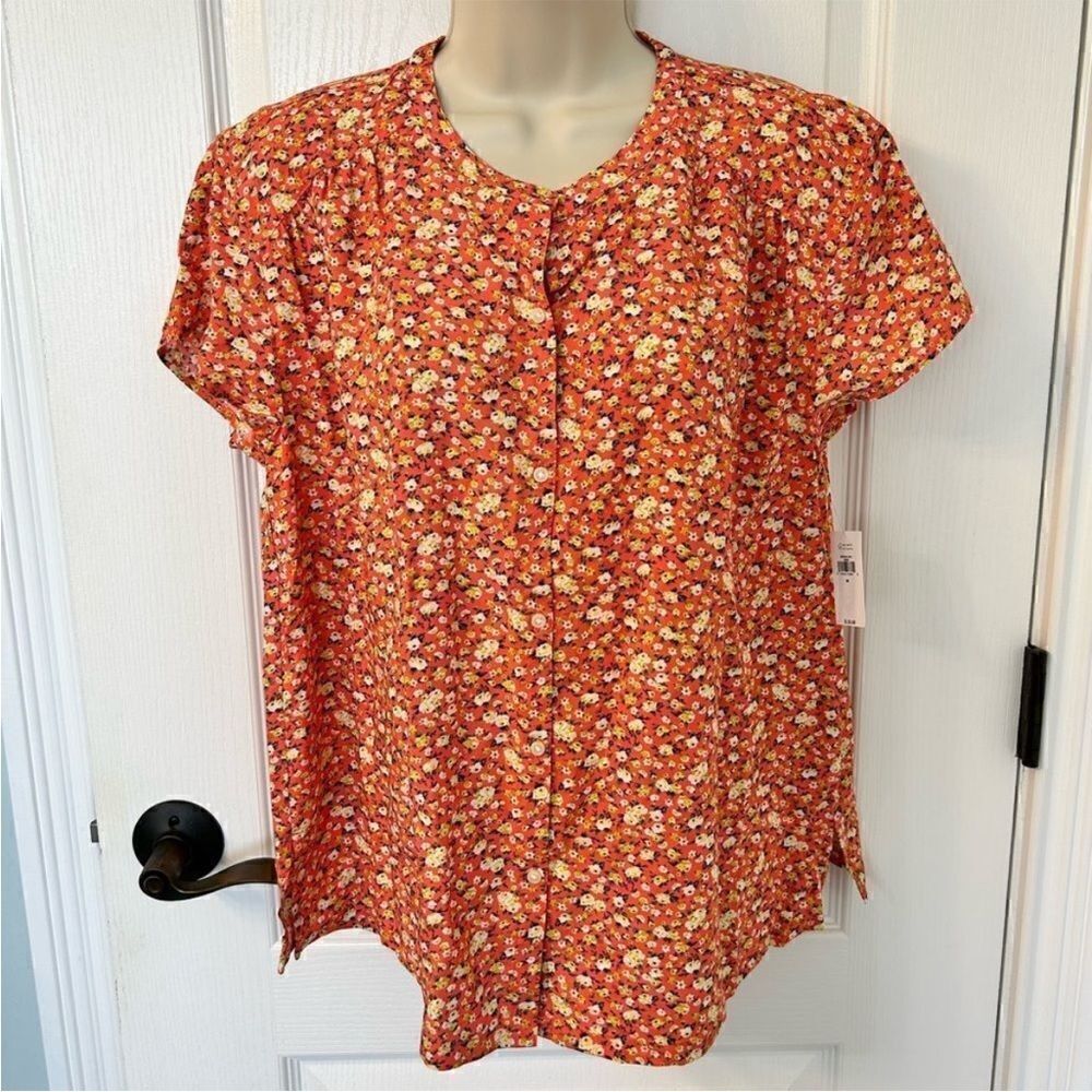 NWT Old Navy Pink Flora Flora Button Down Top!